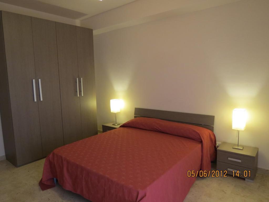 Appartamenti Sant' Andrea Trapani Bilik gambar